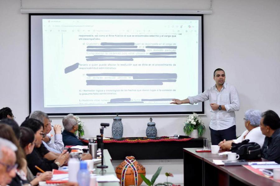 Secretaría Anticorrupción fortalece a su personal con capacitación permanente: De la auditoría a la sanción